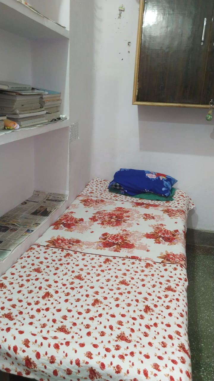 2-Seater Room Overview